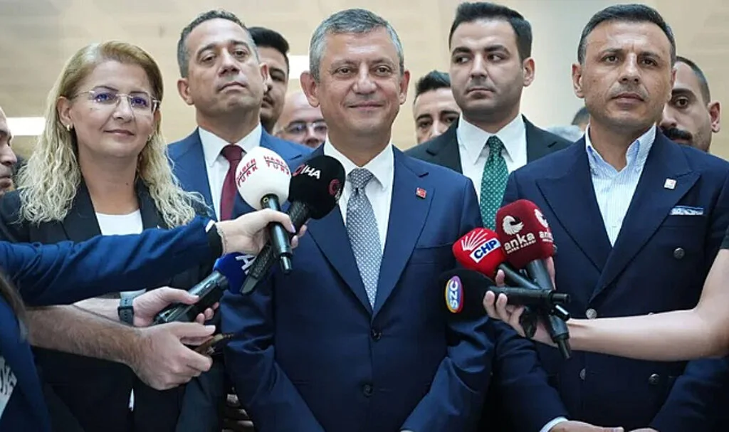 Özgür Özel: "Kimseyle Birlikte Koalisyon Kurmayacağız"