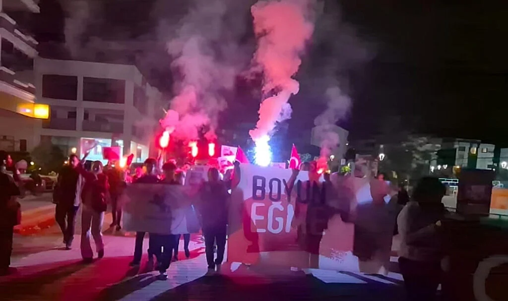 Samsun'da 'Bağımsız Cumhuriyet' yürüyüşü 