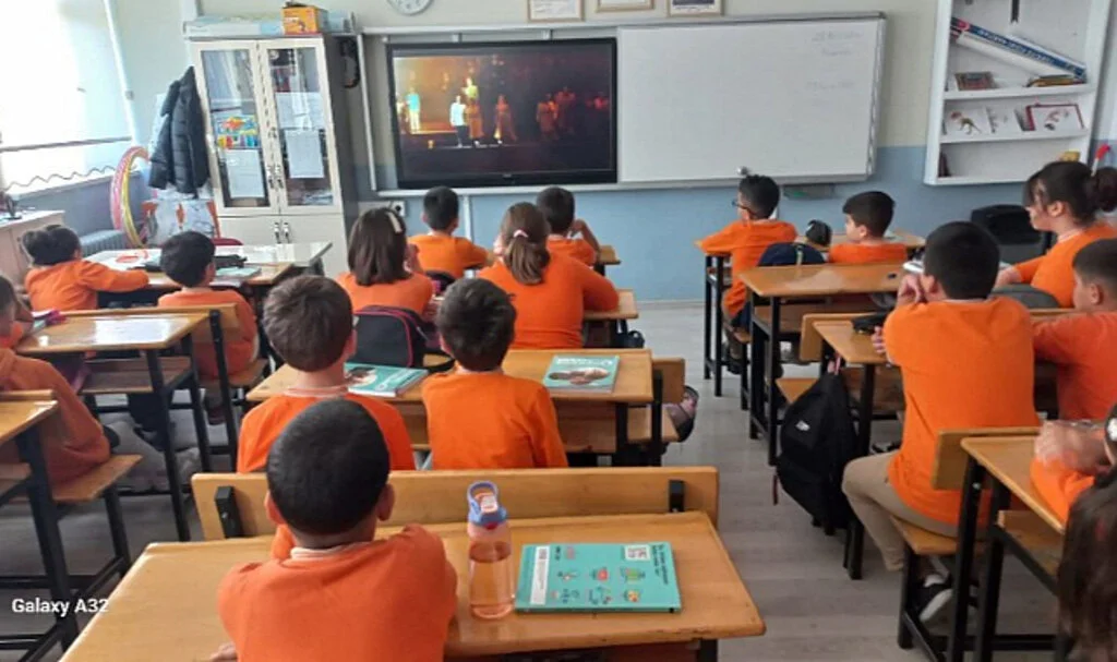 Samsun'da Cumhuriyet Haftası "Cumhuriyete Doğru" Filmiyle Başladı