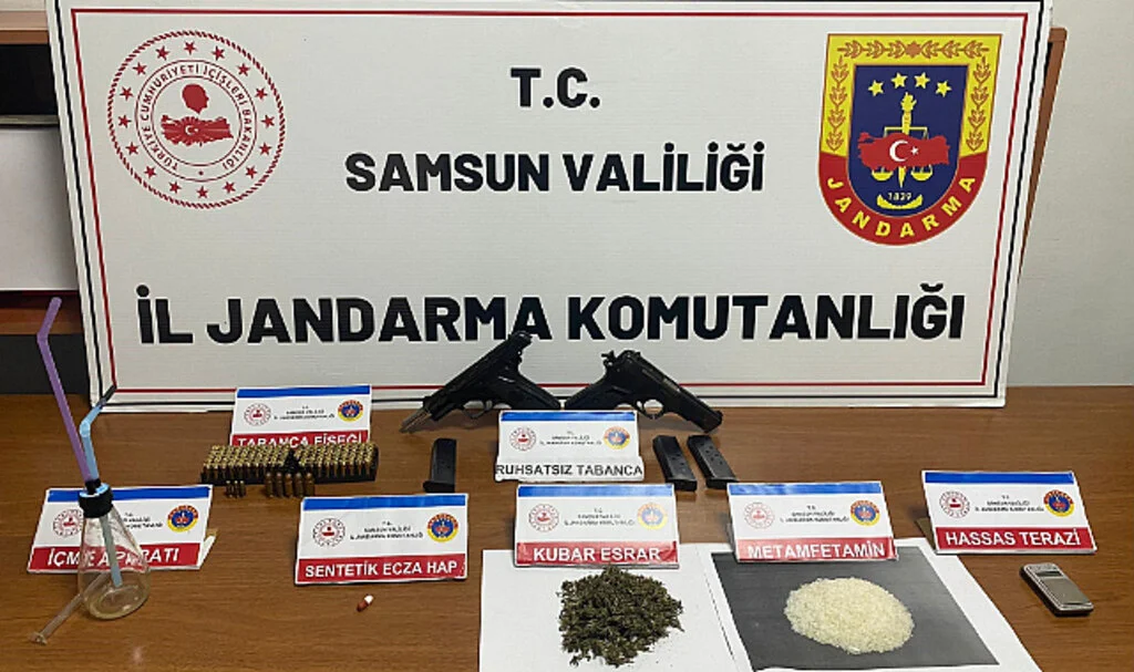 Samsun'da jandarmadan uyuşturucu operasyonu