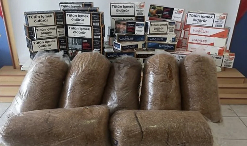 Samsun'da Kaçak Makaron ve Tütün Operasyonu: 5 Şüpheli Yakalandı