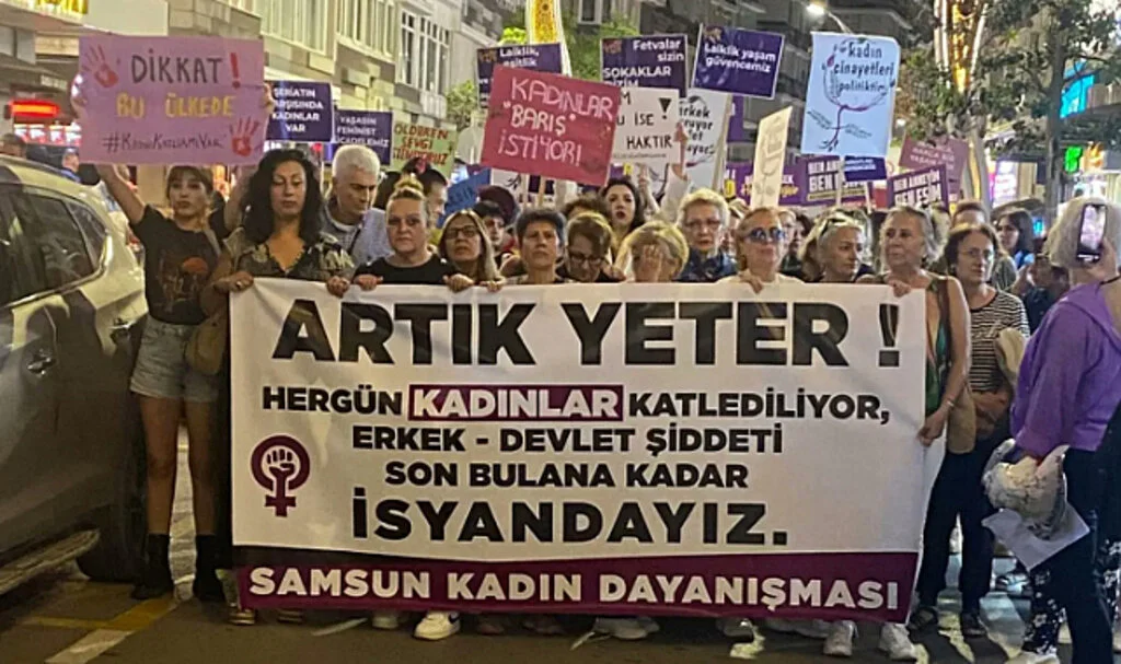 Samsun'da Kadınlar Ayakta