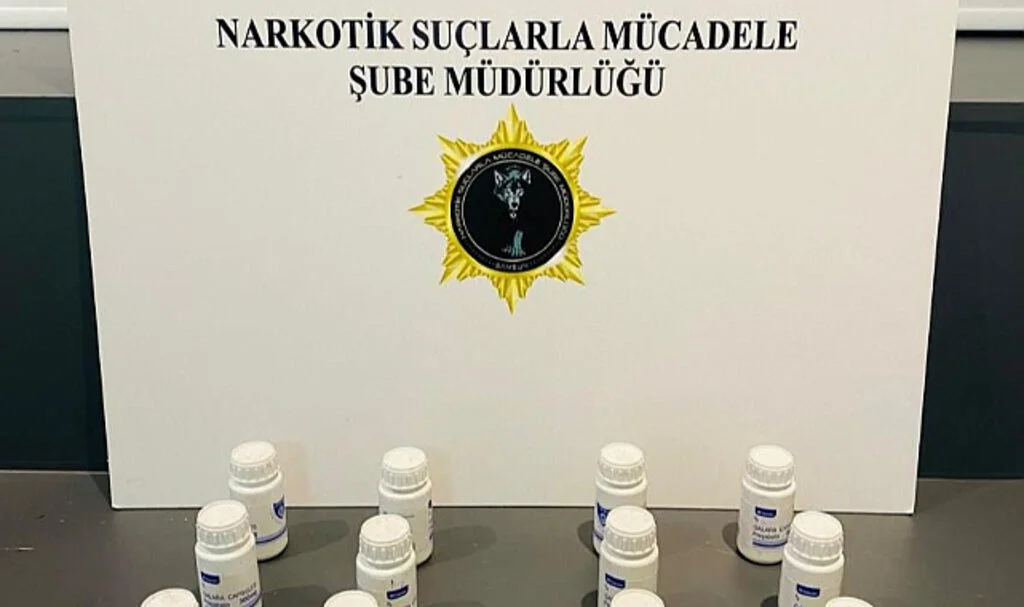 Samsun'da Uyuşturucu Operasyonu: 703 Hapla Yakalandı