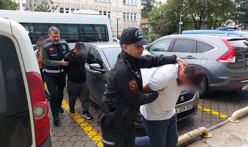 Samsun'da uyuşturucu ticaretinden 4 kişi adliyeye sevk edildi