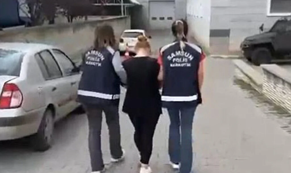 Samsun’da Uyuşturucu Ticaretinden Aranan Kadın Yakalandı