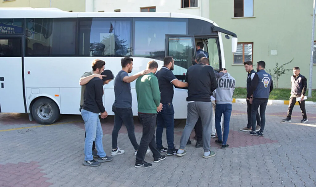 Samsun dahil 18 ilde dev operasyon: 1.2 milyar liralık vurgun