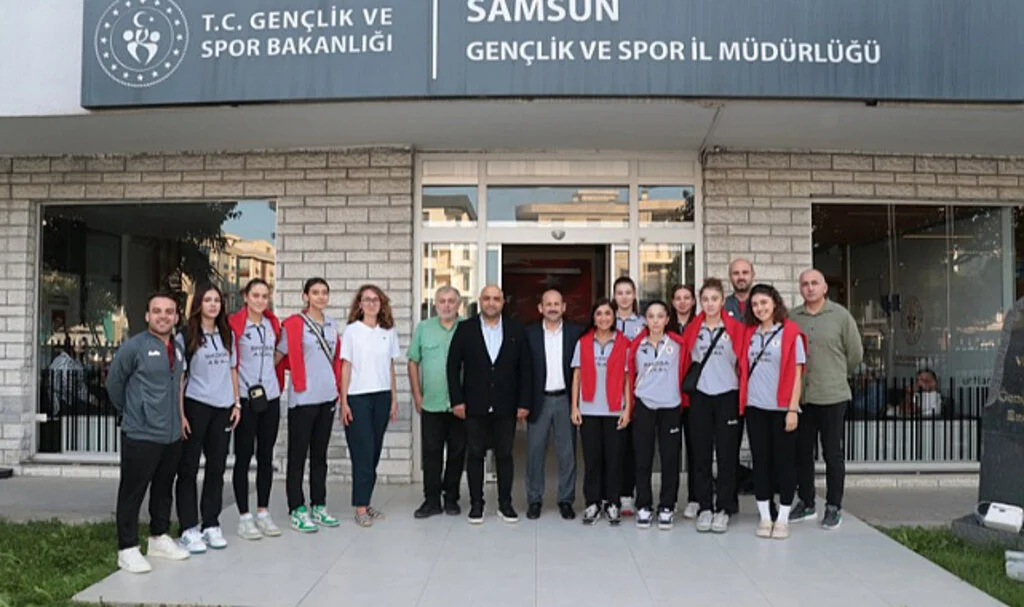 Samsunspor Voleybol'dan Gençlik ve Spor İl Müdürü Feyzullah Dereci’ye Ziyaret