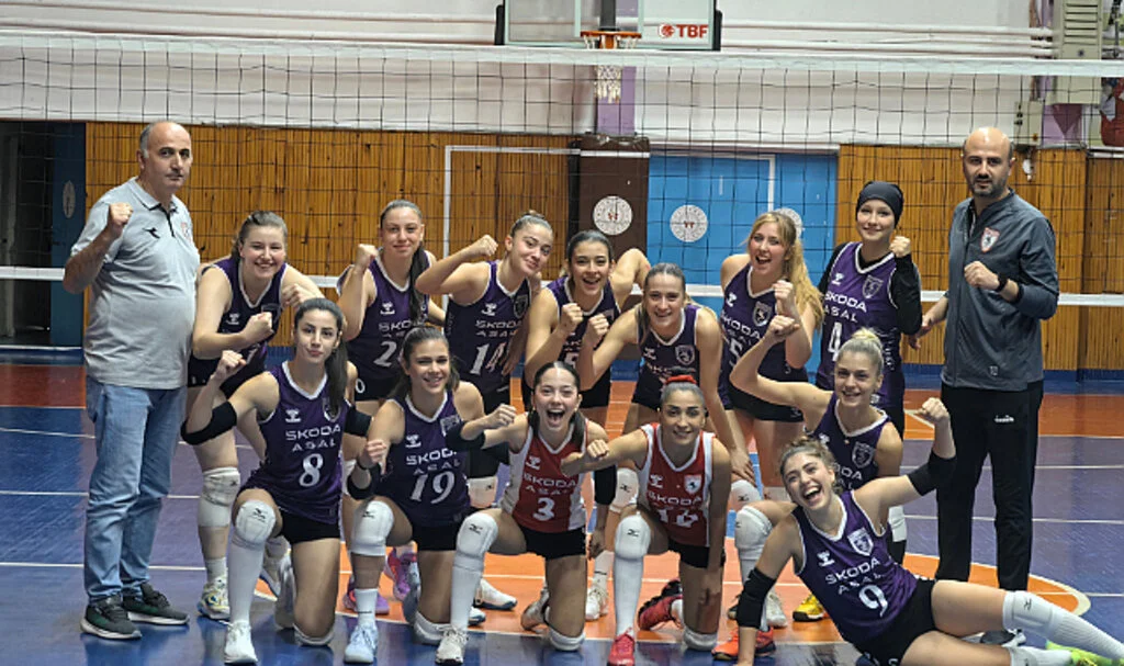 Samsunspor Voleybol takımı Ordu'da galip
