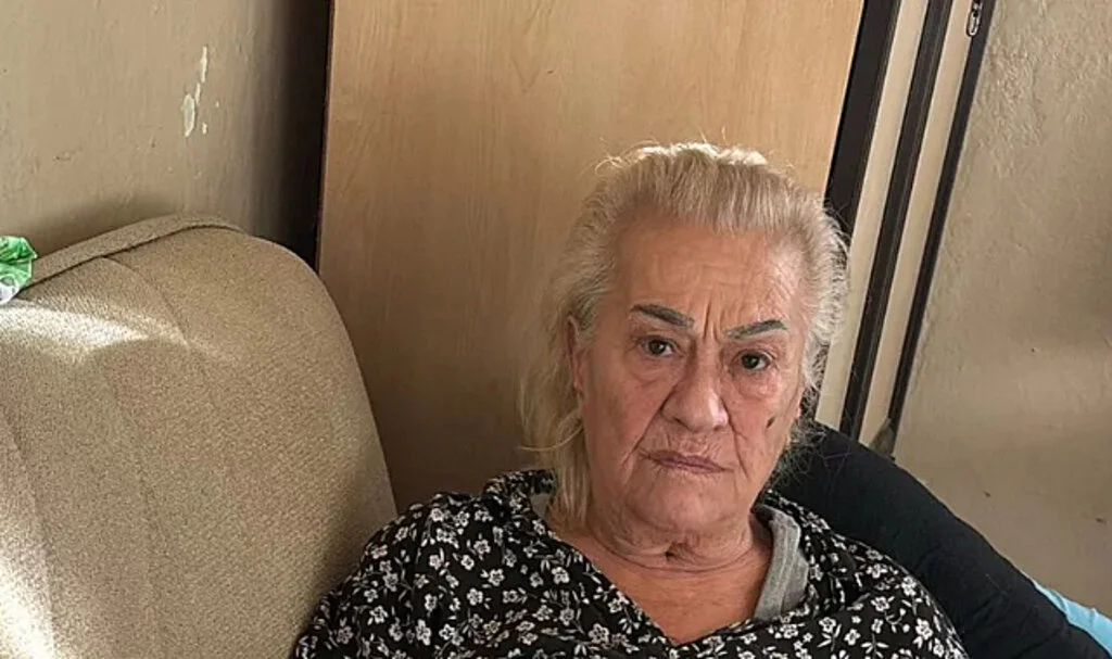 Serpil Örümcer Ayağındaki Kırık İçin Destek İstedi
