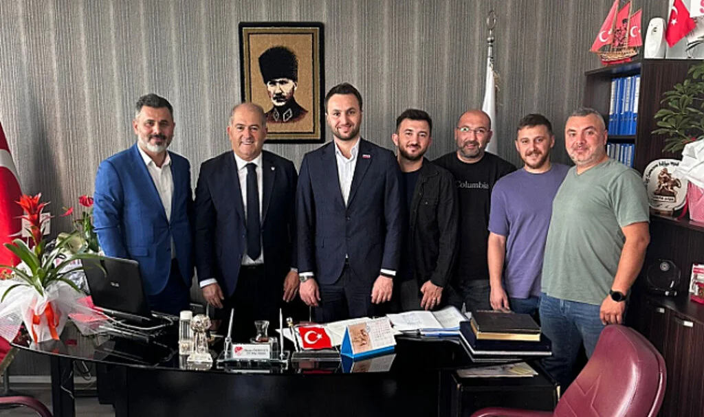 Sevdamız Samsun'dan TFF Samsun Bölge Müdürü Hasan Özbulut’a Tebrik Ziyareti