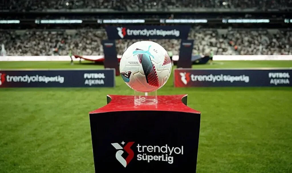 Süper Lig Transfer Döneminde 52 Milyon Euro Zarar Etti