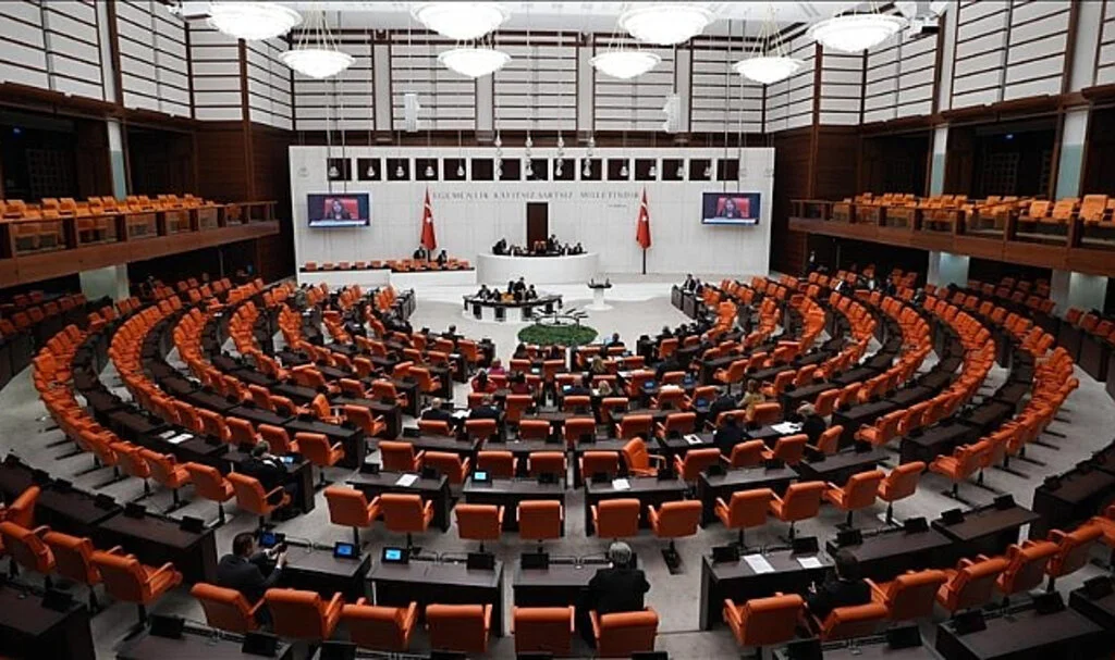 TBMM'de Tüketici Kanunu ve 9. Yargı Paketi Görüşülecek