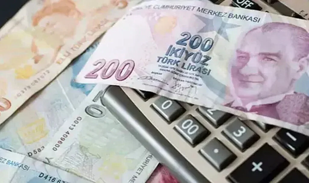 Tek şartı var! 3 maaş birden ödeniyor!