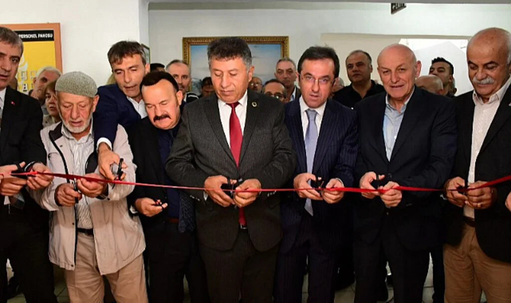 Terme Bülent Çavuşoğlu Anadolu Lisesi'nde kütüphane açılışı yapıldı
