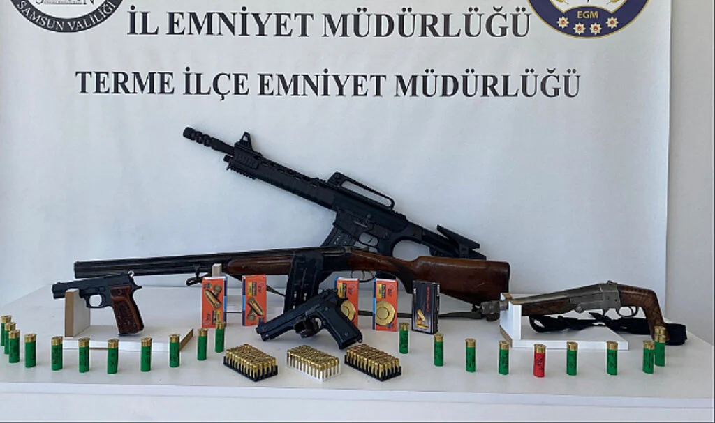 Terme’de Huzur Operasyonu: 8 Şüpheliye İşlem Yapıldı