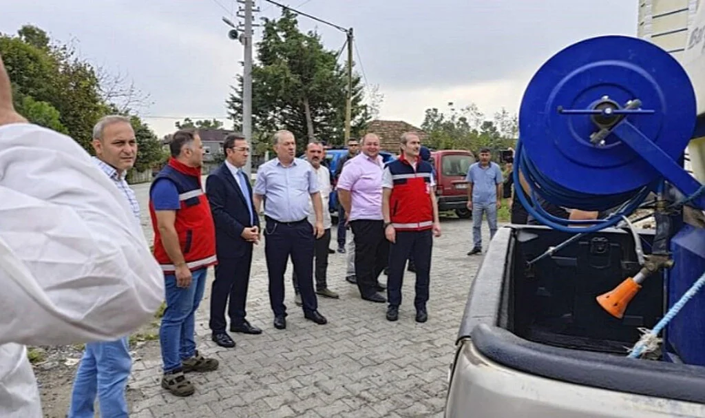 Terme’de Kahverengi Kokarcalara Karşı 250 Feromon Tuzak Dağıtıldı