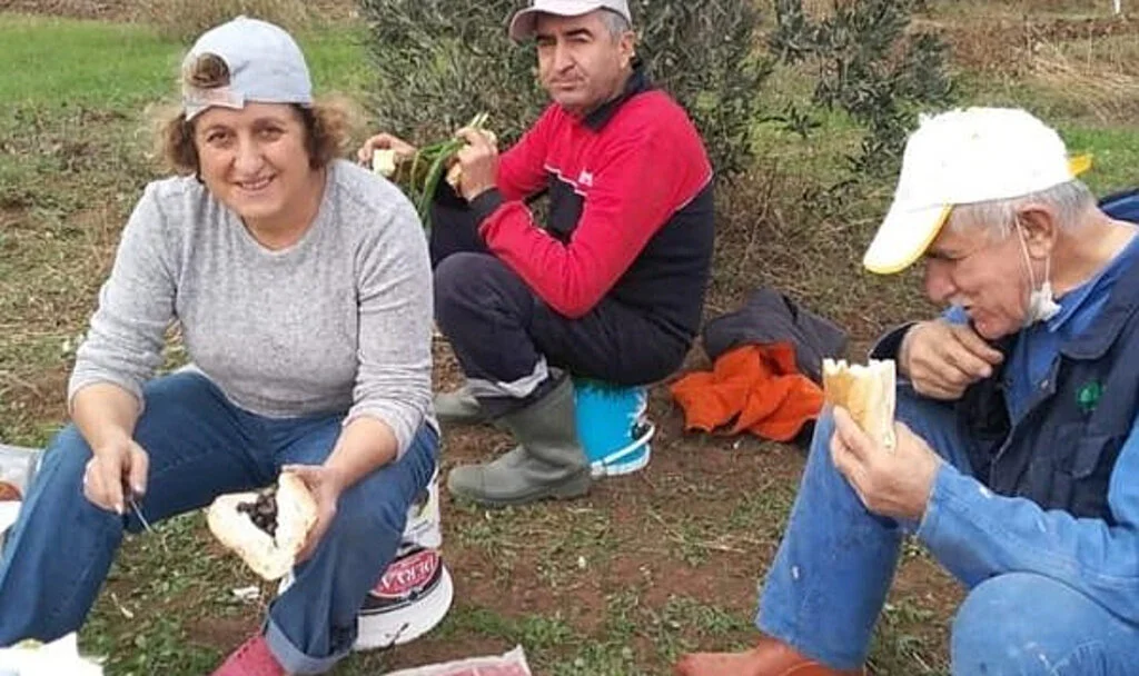 ZMO Şube Başkanı tarladan mesajı verdi 