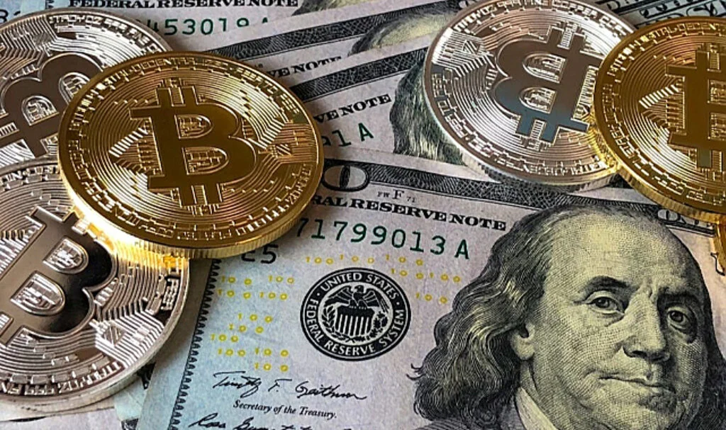 ABD Seçimleri Bitcoin'de Rekor Artışı Tetikledi