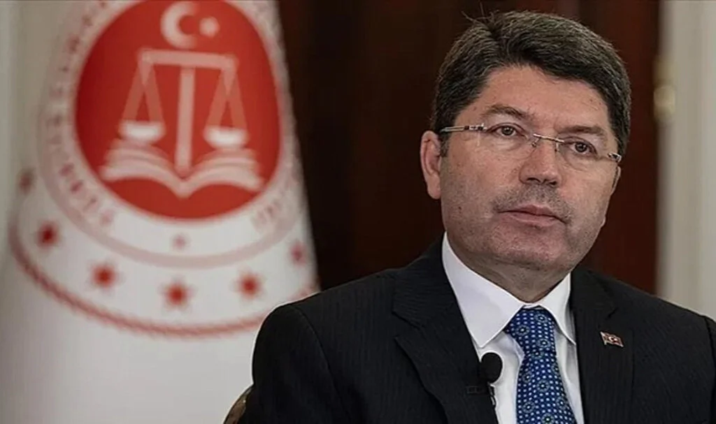 Adalet Bakanı: Yargı Kimsenin Arka Bahçesi Değildir