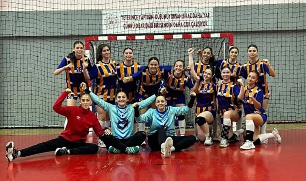 Atakum Belediyespor, Aksaray Maçına Liderlik İçin Çıkıyor