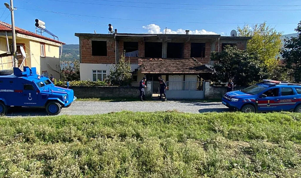 Bafra’da 10 Yıl Hapis Cezası Bulunan Firari Yakalandı
