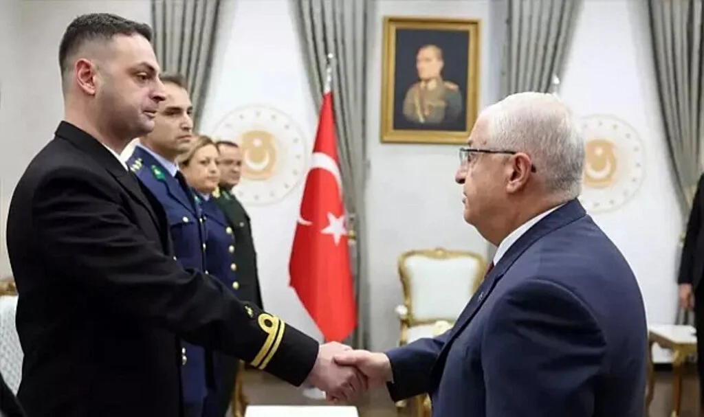 Bakan Yaşar Güler, MSB’deki Öğretmenlerle Buluştu