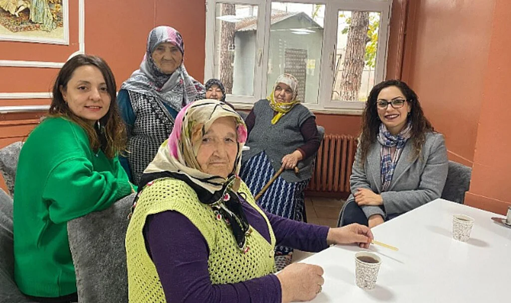 Ben Her Yerde Varım: Bafra MTAL Öğrencilerinden Huzurevi Ziyareti