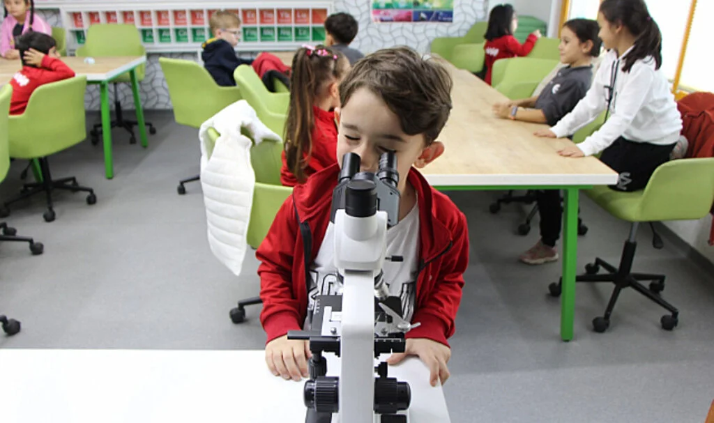 Bilim Samsun'dan çocuklara eğitim