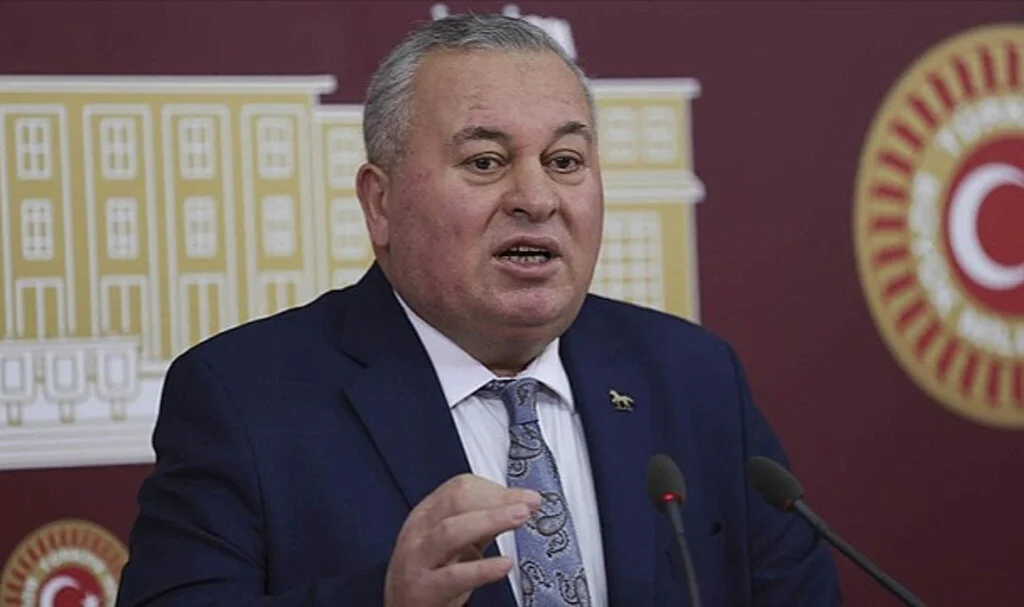 Cemal Enginyurt CHP'ye mi Geçiyor?