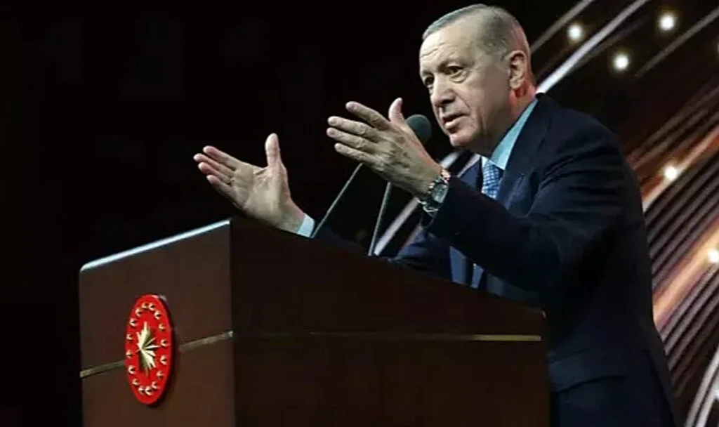 Cumhurbaşkanı Erdoğan: "Aşk Sevdiğinde Yok Olmaktır"
