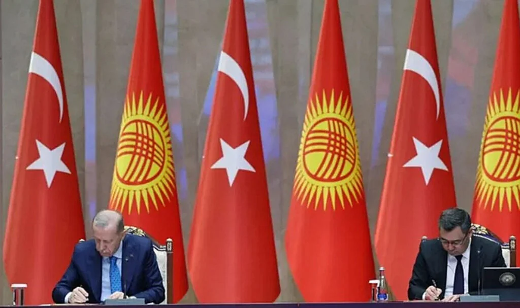 Erdoğan ve Caparov, 19 Anlaşmaya İmza Attı