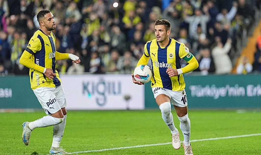 Fenerbahçe, Sivasspor’u Farklı Geçti: 4-0