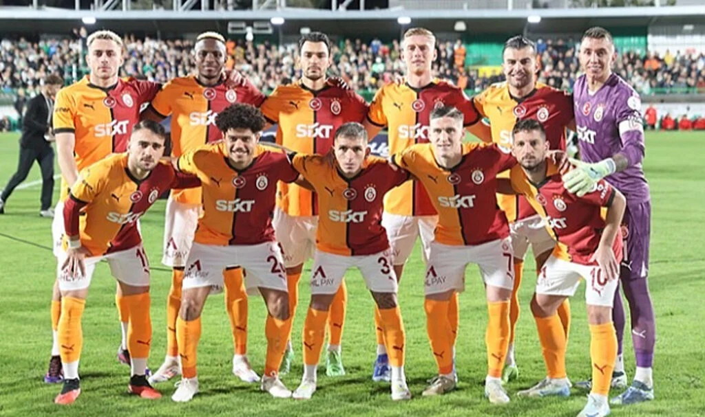 Galatasaray, AZ Alkmaar Deplasmanında Sahaya Çıkıyor