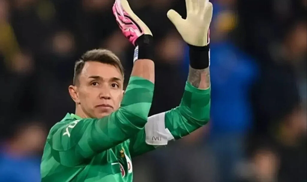 Galatasaray Efsanesi Muslera Kariyerini Sonlandırıyor