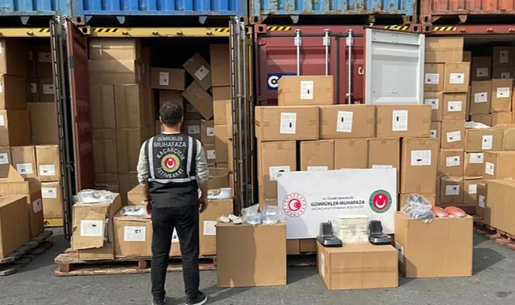 Gümrük Ekiplerinden İki Operasyon: Kaçakçılığa Geçit Yok