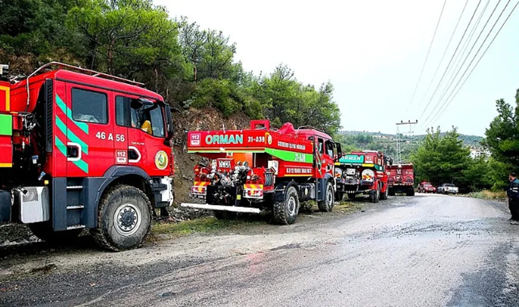 Hatay Arsuz'da Çıkan Orman Yangını Kontrol Altında
