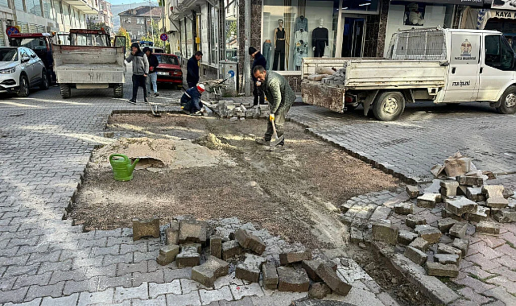 Havza'da şehir içi parkeleri yenileniyor