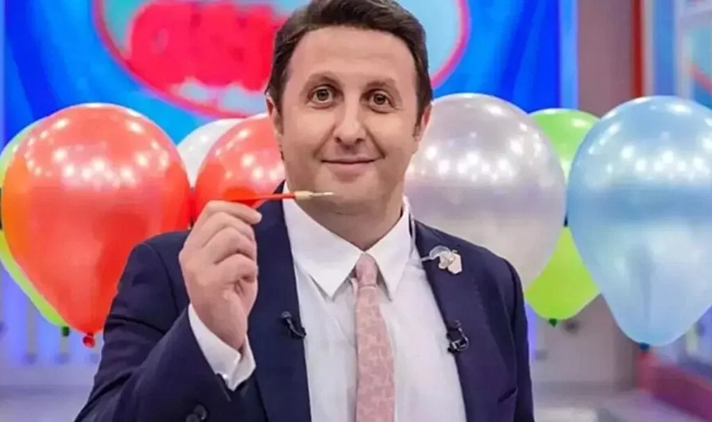 İlker Ayrık'tan 'Yaparsın Aşkım' Programı İçin Ceza İtirafı:  "Bir Yarışmacının Sözü Milyonluk Ceza Getirdi"