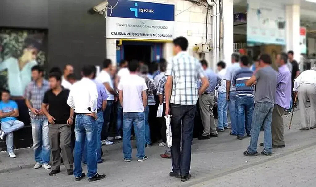 İŞKUR’dan yeni adım! Kamuda çalışma fırsatı: 116 bin liraya kadar kazanabilirsiniz! Şartlar belli oldu
