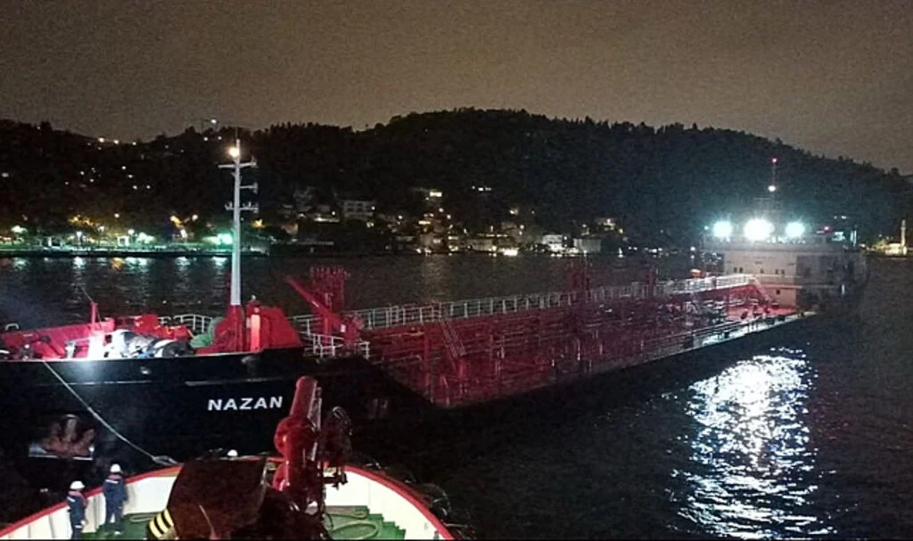 İstanbul Boğazı’nda Tanker Arızası: Trafik Askıya Alındı