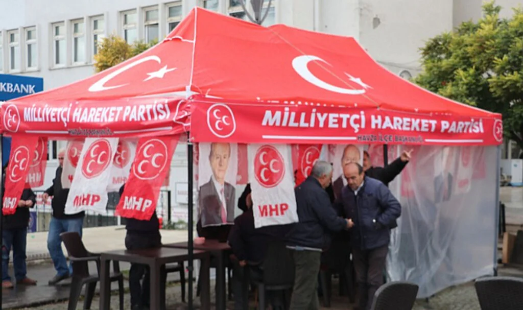 MHP Havza İlçe Başkanlığı üye kayıt ve bilgilendirme standı açtı