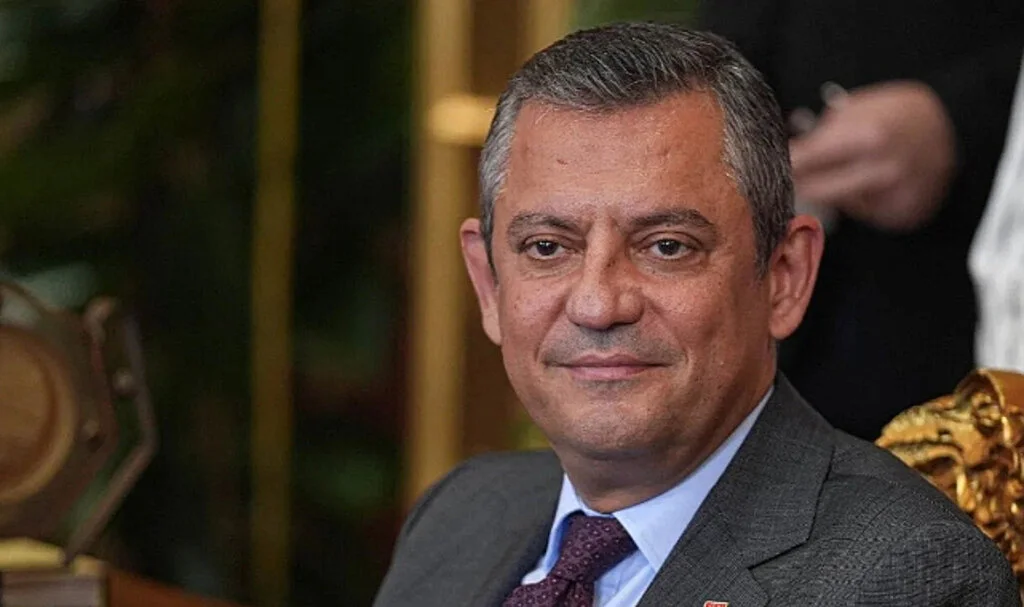 Özgür Özel: "CHP'ye FETÖ Sızmasın Diye MİT'ten Yardım İstedik"