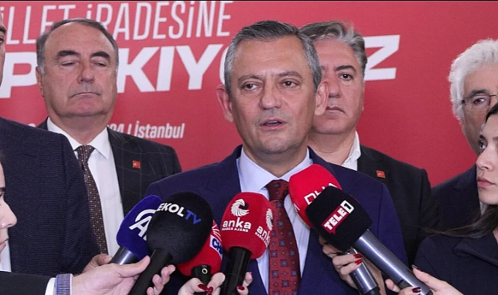 Özgür Özel’den Birlik Mesajı: "Birlikte Mücadele Etmeliyiz"