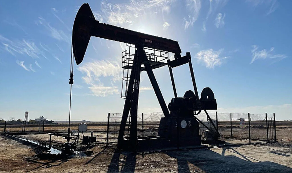 Petrol Ruhsat Süreleri Uzatıldı: Resmi Gazete Kararı