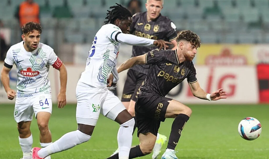 Rizespor Evinde Trabzonspor’u 3-1 Yendi