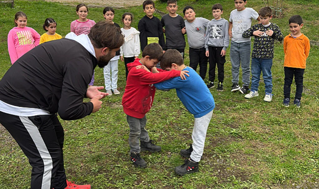 Salıpazarı'nda öğrencilere Spor Alışkanlığı Kazandırılıyor