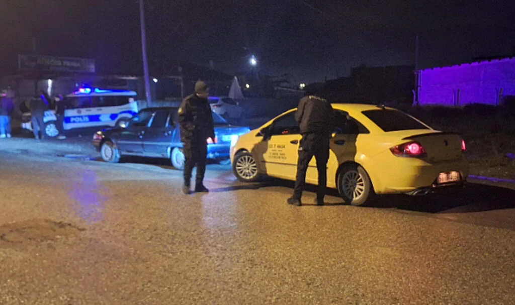 Samsun Bafra'da Gece Asayiş ve Trafik Denetimi Yapıldı