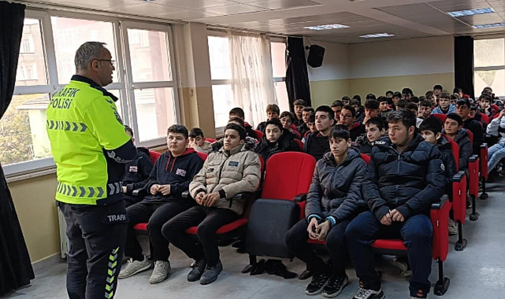 Samsun'da  öğrencilere trafik güvenliği eğitimi