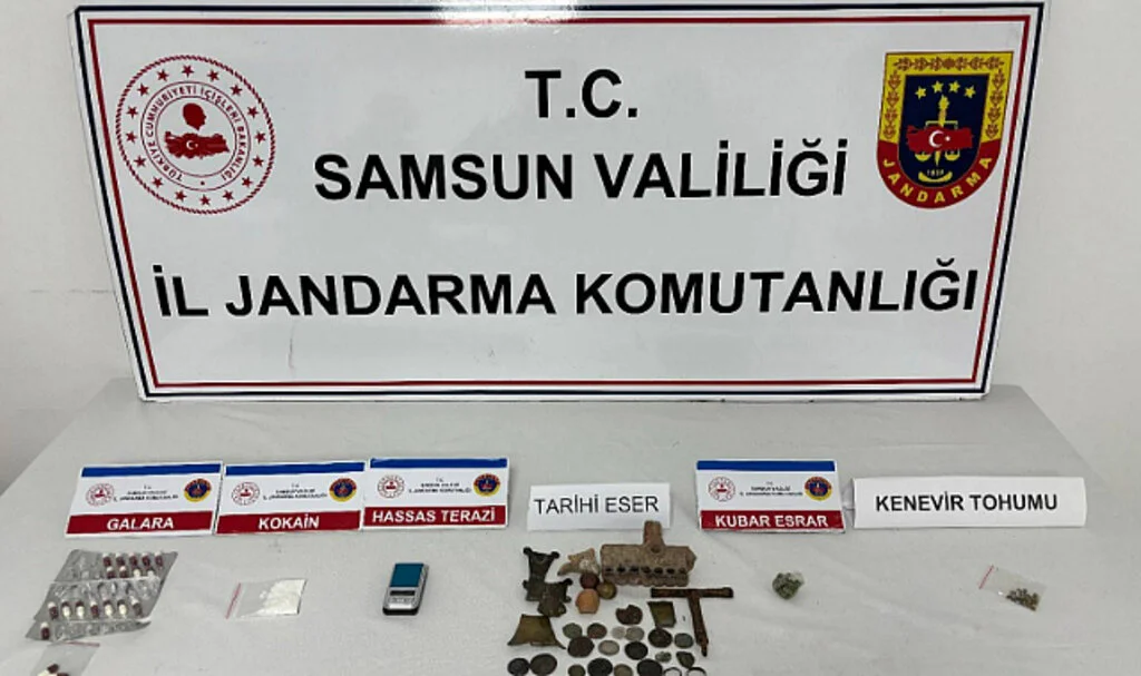 Samsun'da Tarihi Eser ve Uyuşturucu Ele Geçirildi