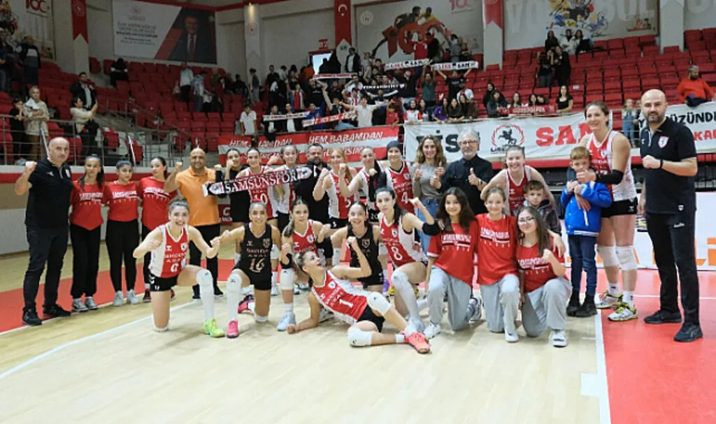 Samsunspor Kadın Voleybol Takımı İlk Devreyi 2. Sırada Tamamladı